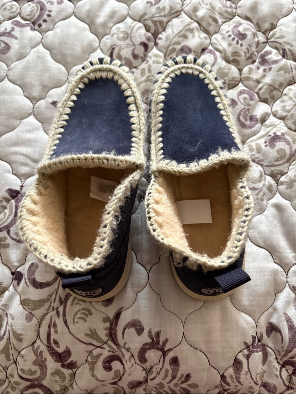 BearPaw Navy Blue and Cream Cozy Slip-On Booties